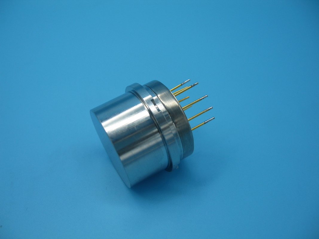 Miniaturized High Precision Large Number Inertial Pilot Accelerometers For Military Use with threshold value 5μg