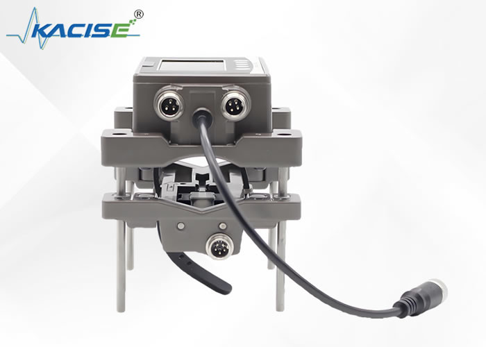Power And I/O Connectors M12 Aviation Plug Ultrasonic Flow Meter With Large Screen Display