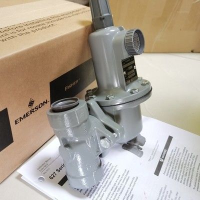  627 Series Gas Pressure Reducing Regulator with 5 to 500 psig Outlet Pressure Range Internal Relief Valve and Tamper-Resistant Design