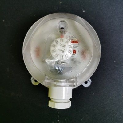 Dwyer ADPS-03-2-N Adjustable Differential Pressure Switch with SPDT Switch Type NEMA 13 Enclosure and Dual-Scale Calibration