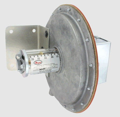 Dwyer Pressure Switch with 15 Amps Current Load Visible Set-Point Indicator and Large Diaphragm Design for HVAC Control