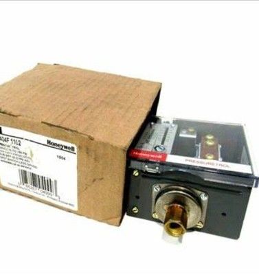 Honeywell Auto Recycle Pressuretrol with 10-150 psi Pressure Range SPDT Snap-Acting Switch and Stainless Steel Diaphragm