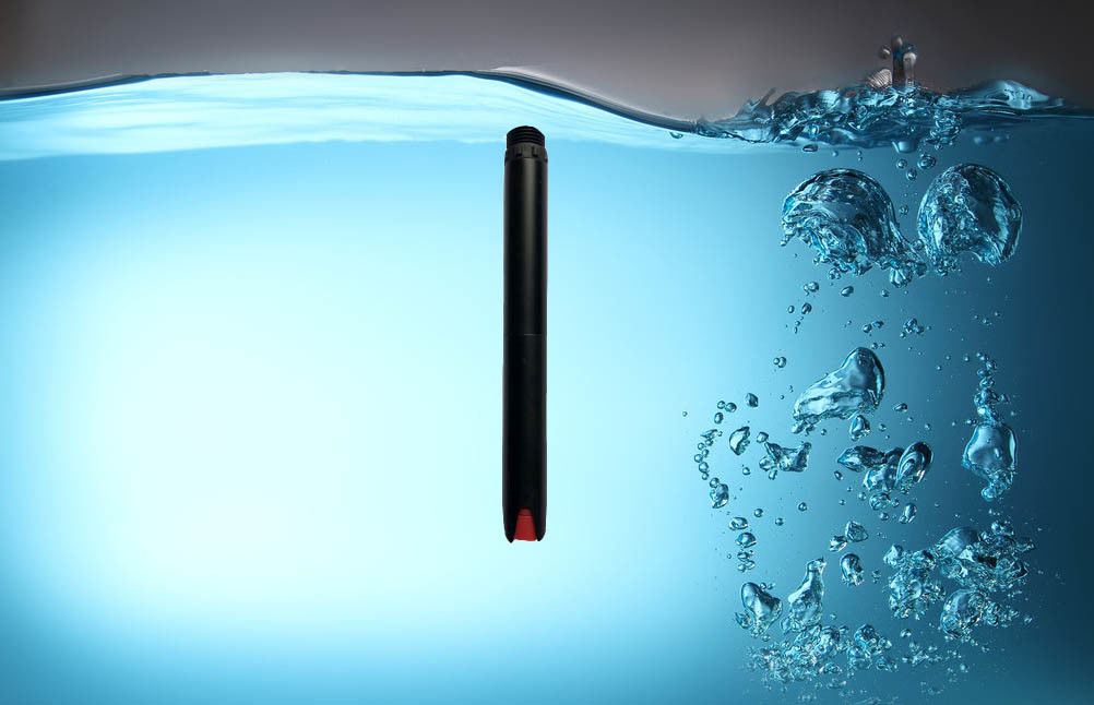 Online Ammonia Nitrogen Water Sensor with RS485 Modbus PLC DCS Compatibility and IP68 Protection
