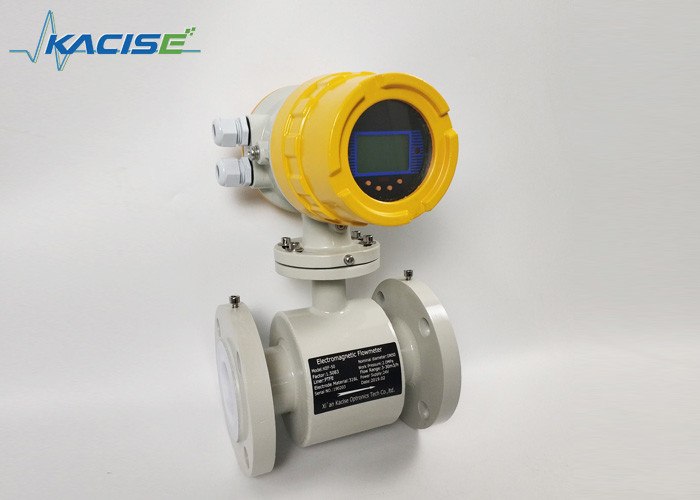 High Accuracy Electromagnetic Flow Meter Battery Operated SS304 / SS316 Housing